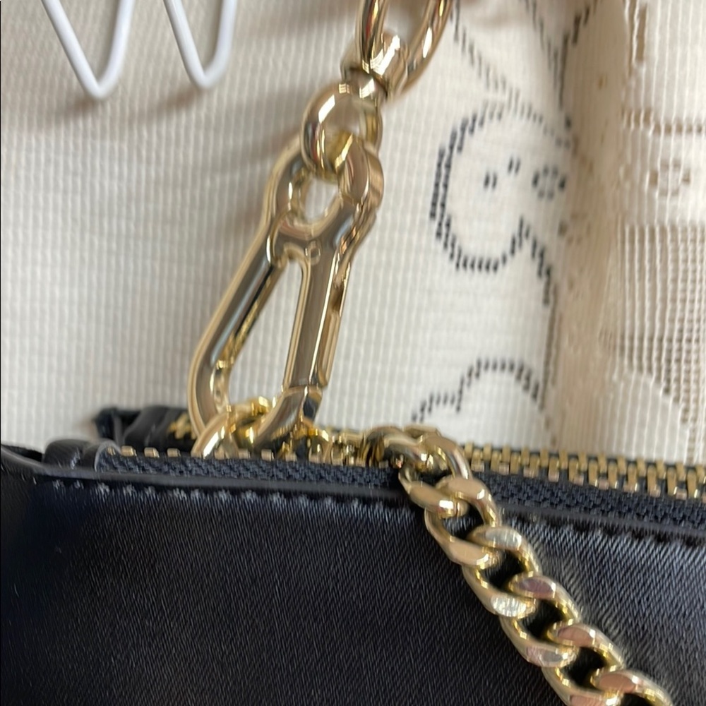 Steve Madden Black and gold cross body Shoulder Bag - Picture 3 of 10